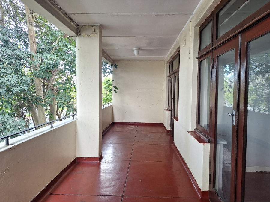 To Let 3 Bedroom Property for Rent in Kenilworth Western Cape